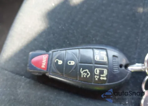 2012 Chrysler Town & Country Touring z USA, uszkodzony, nr VIN 2C4RC1BGXCR145037